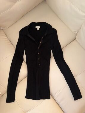 Sundance Black Ribbed V-Neck Button-Up Sweater